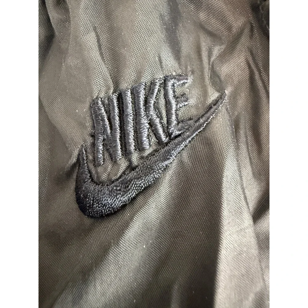 Nike windbreaker track